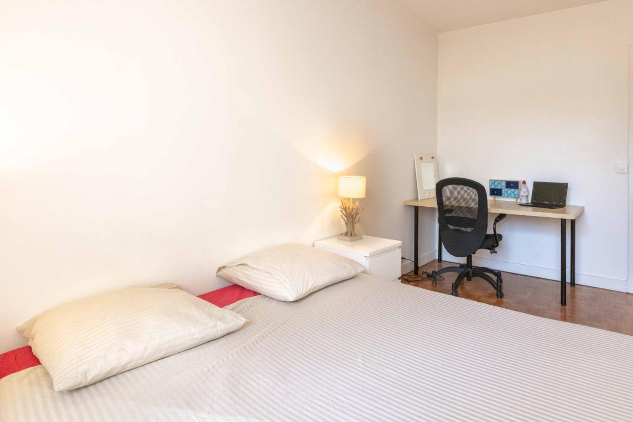 Paris City - Spacious 3 Rooms Flat For Families - 3 Minutes From Metro Station Exterior foto